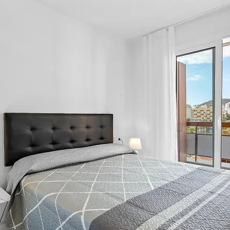 Διαμέρισμα Sasha Tenerife *